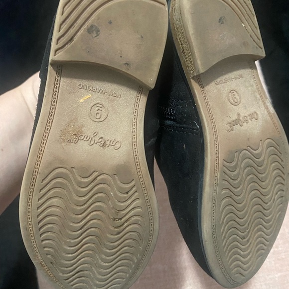 Cat and Jack Black Ankle Boots - Picture 8 of 8